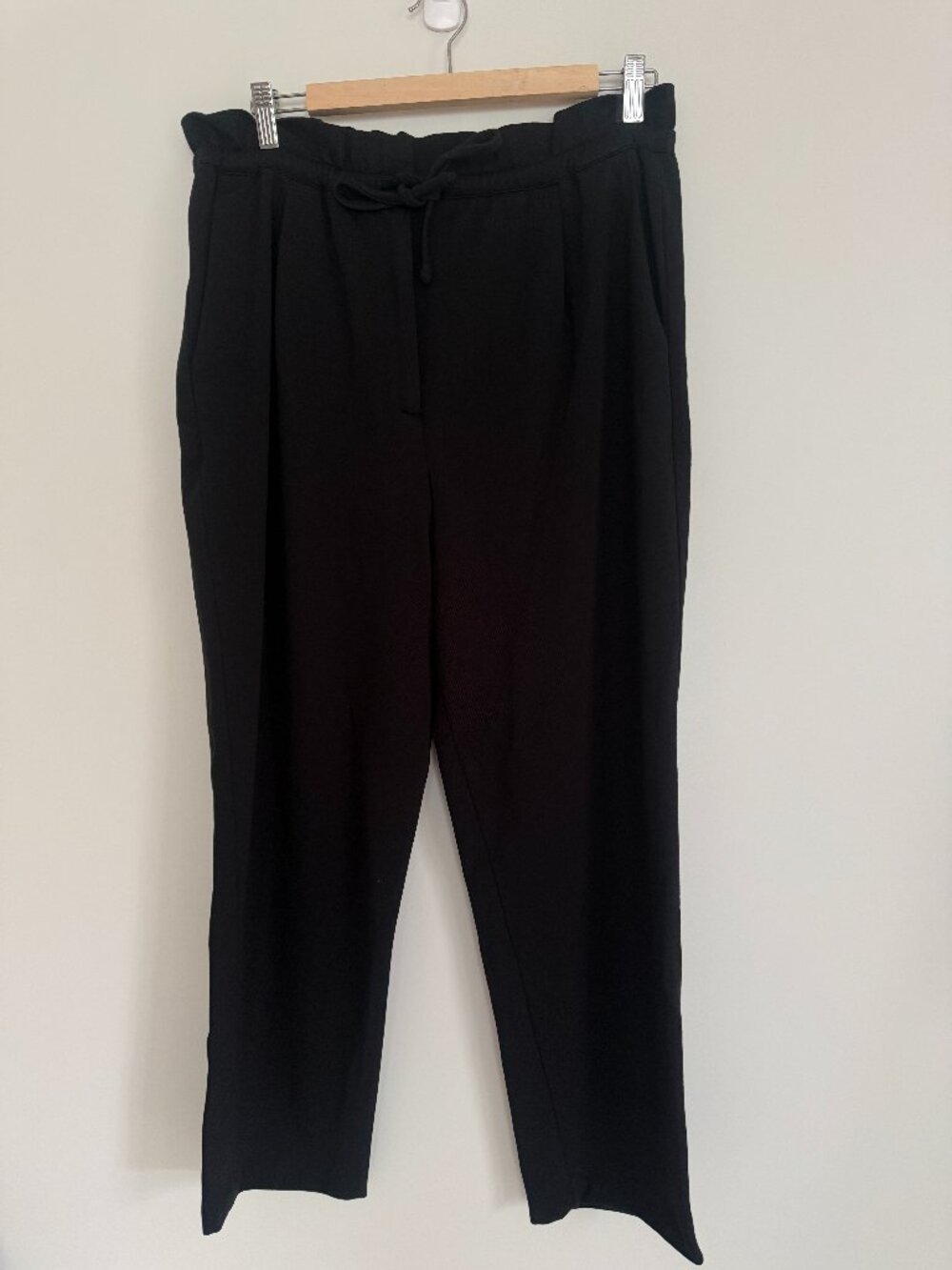 En Thread Women Black Elastic Waist/Drawstring Pockets Straight Leg Pants Size M